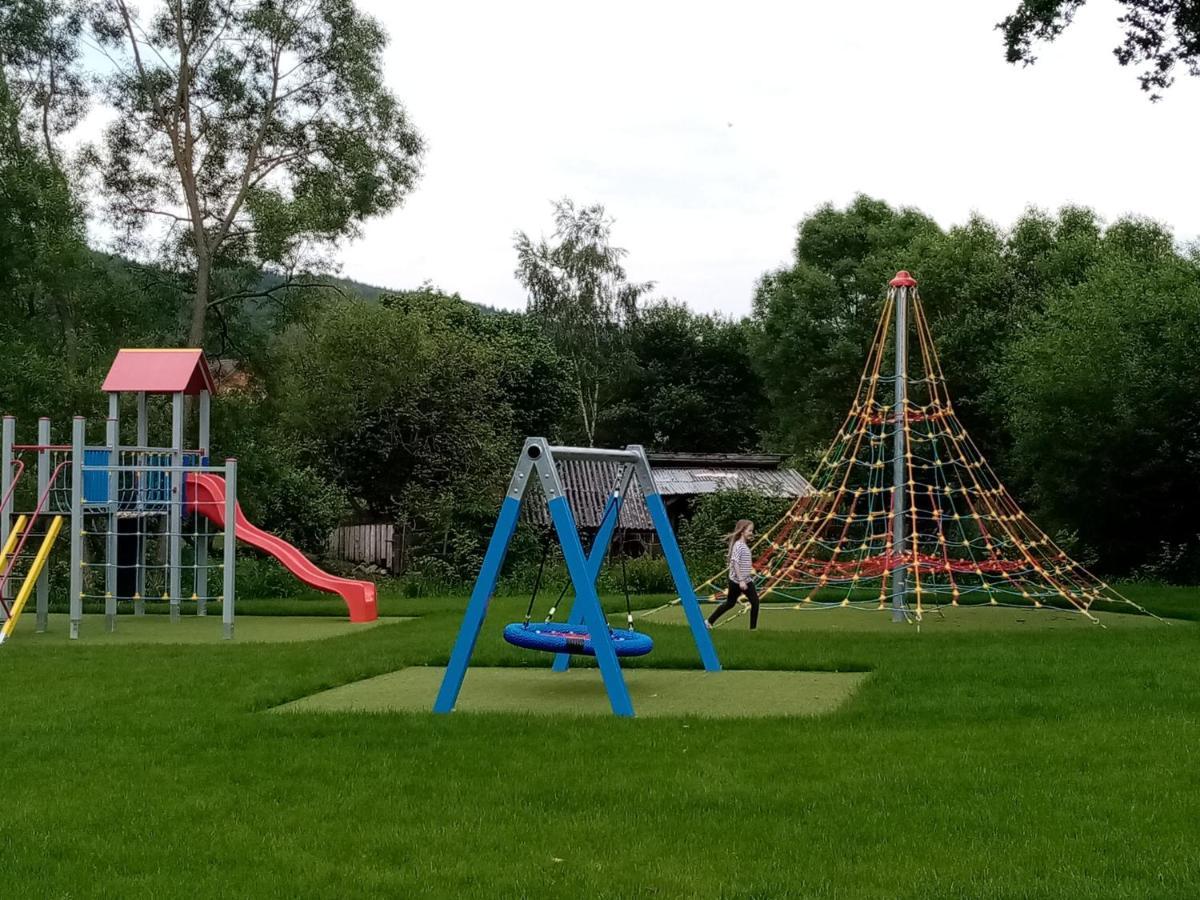 Mija Apartman S Vinnym Sklipkem, Zahradou A Grilem Kájov المظهر الخارجي الصورة